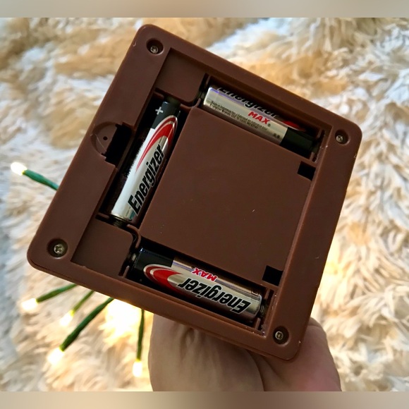 2016 Target Lit Tree Decoration Requires 3 AA Table Counter Small Space Decor - Picture 11 of 16